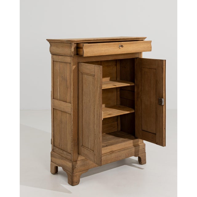 French Oak Louis Philippe Buffet, Antique, France, 19th Century For Sale - Image 3 of 13