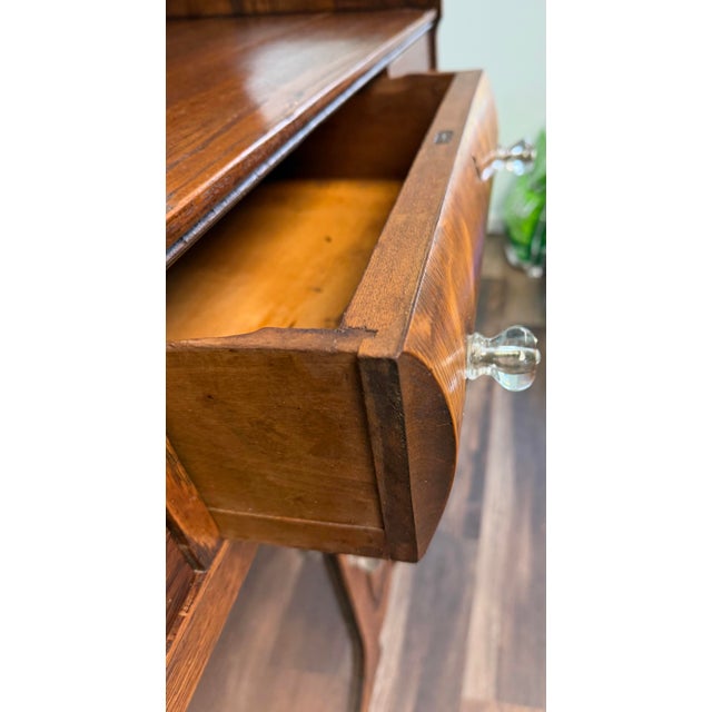 Antique Quarter-Sawn Oak Buffet With Mirror | Arts & Crafts / Late Victorian Display Cabinet For Sale In Birmingham - Image 6 of 6