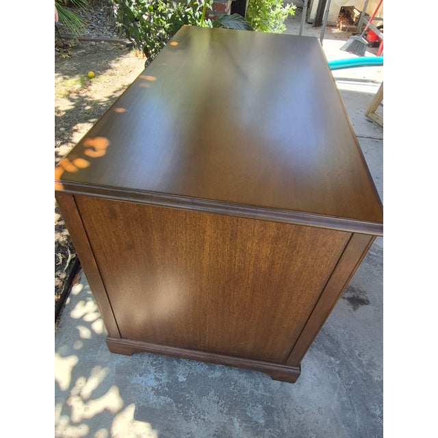 Mid 20th Century Sligh-Lowry Double-Pedestal Writing Desk For Sale In Palm Springs - Image 6 of 18