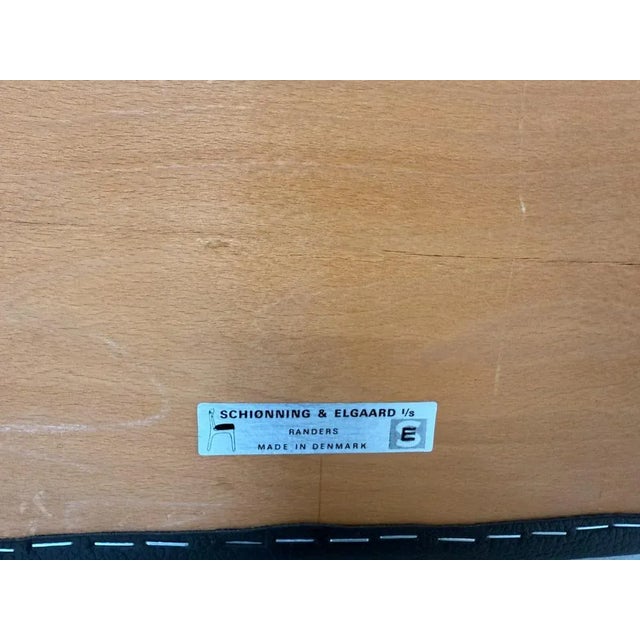 Mid-Century Chairs and Extendable Dining Table in Rosewood by Schiønning & Elgaard for Randers Møbelfabrik, Denmark, 1960s, Set of 7 For Sale - Image 9 of 18