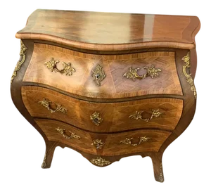 Scandinavian Rococo Style Walnut Chest of Drawers, 1900s