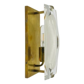 Hollywood Regency Kate Spade New York “Castle Peak” Brass & Crystal Wall Sconce For Sale