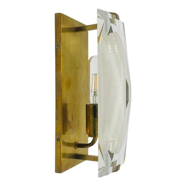 Hollywood Regency Kate Spade New York “Castle Peak” Brass & Crystal Wall Sconce For Sale