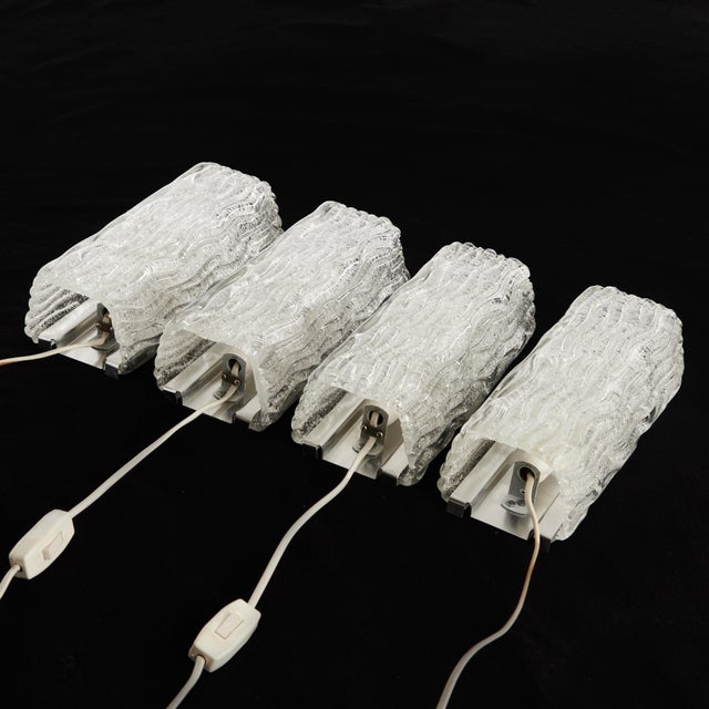 Mid-Century Modern Glass Wall Light attributed to Orrefors, Sweden, 1960s For Sale - Image 3 of 5