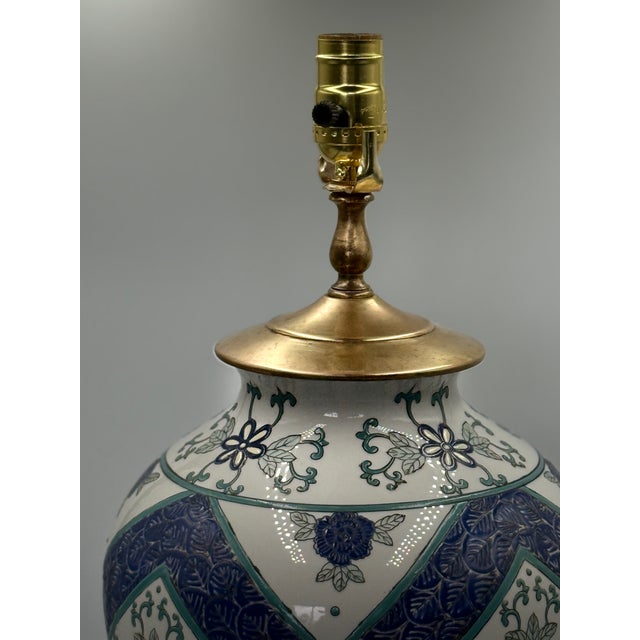 Vintage Blue & White Chinoiserie Ginger Jar Lamps With Custom Teal Linen Shades - a Pair For Sale In Birmingham - Image 6 of 11
