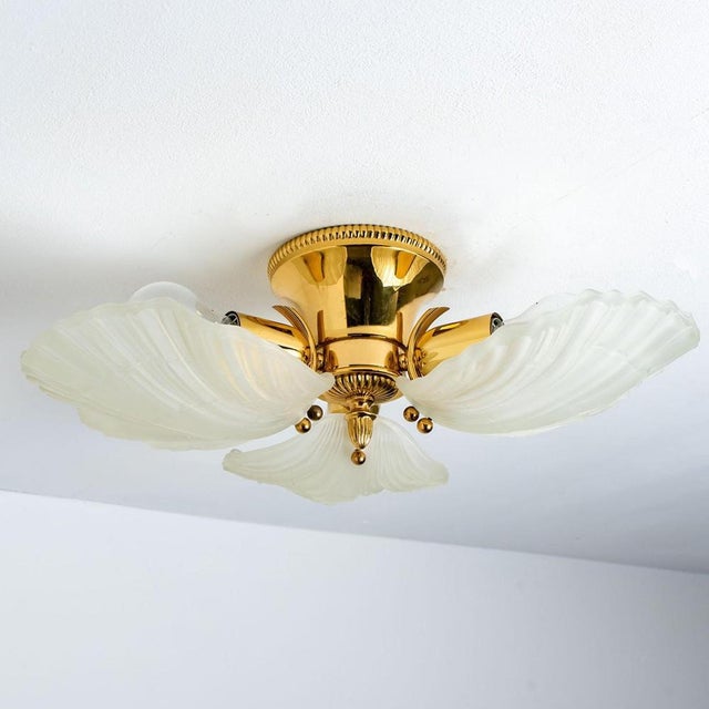 Large Barovier Flush Mount with 3 Milkglass Shells, Italy, 1970s For Sale - Image 6 of 18