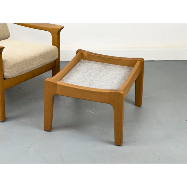 Set of Danish Lounge Chair and Ottoman in Oak by Juul Kristensen, 1970s For Sale - Image 15 of 18