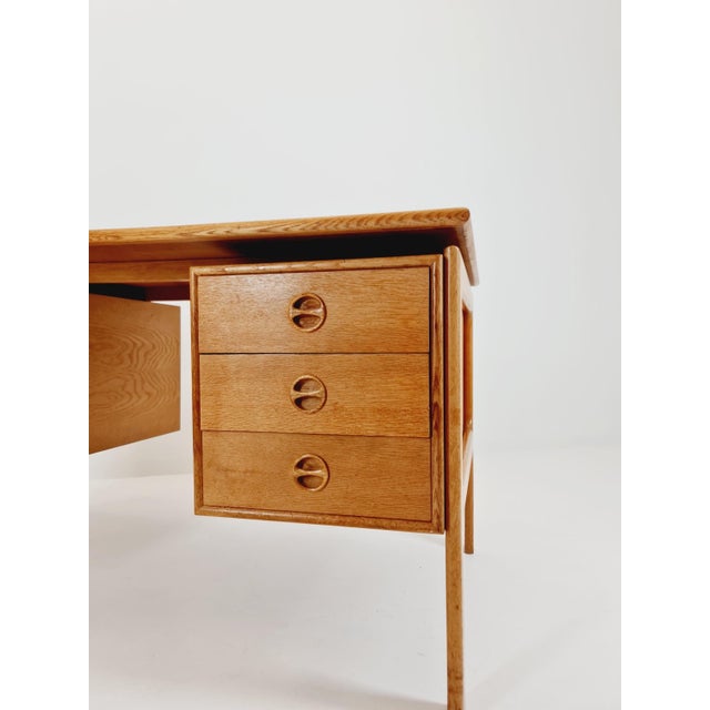 Vintage Danish Desk in Oak by Arne Vodder for GV Møbler, Denmark, 1960s For Sale - Image 6 of 18