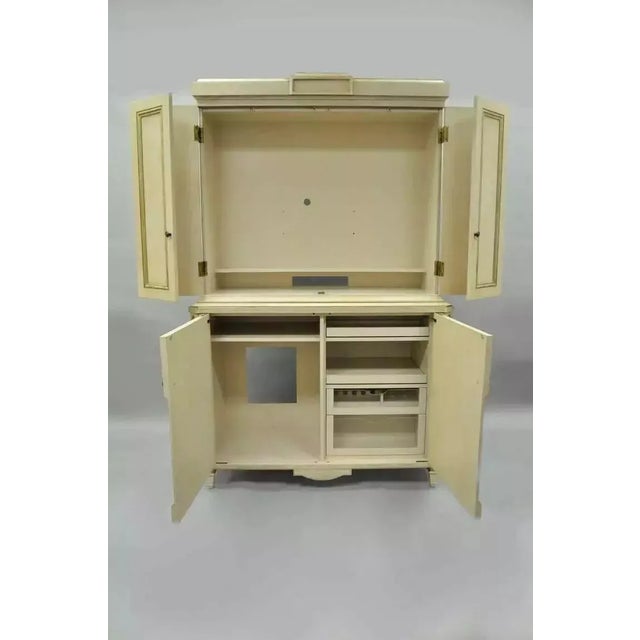 Late 20th Century Decca French Neoclassical Louis XVI Style Cream & Gold Bar Cabinet Buffet For Sale - Image 5 of 10