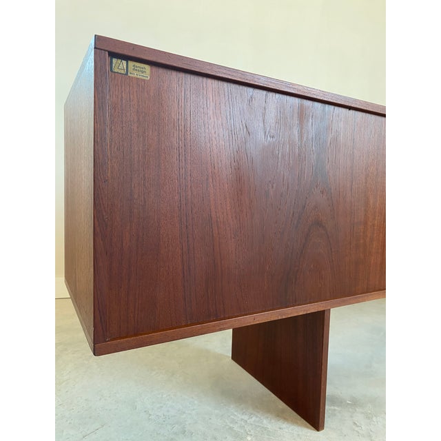 1960s Peter Løvig Nielsen Teak Credenza, Hand-Crafted Scandinavian Modern For Sale - Image 5 of 18