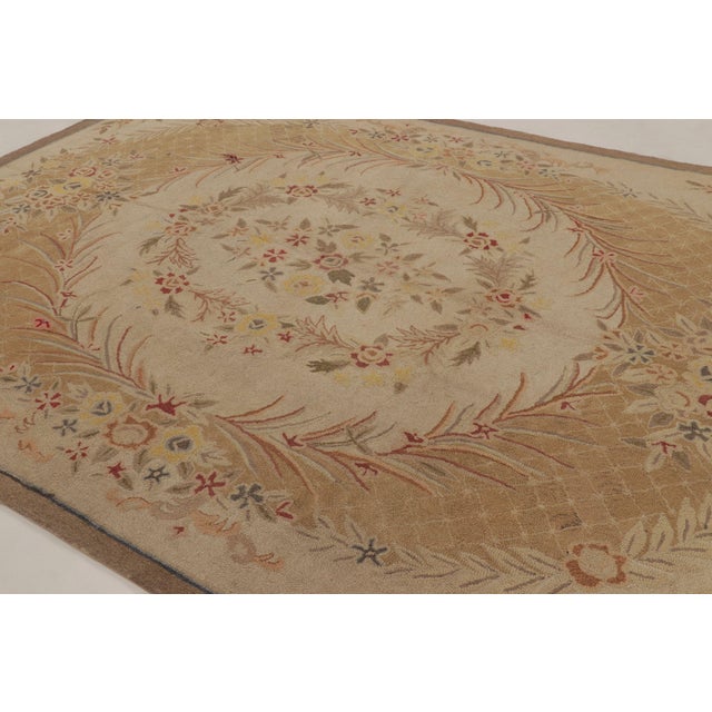 Traditional Antique 20th Century Hooked Rug in Gold With Floral Wreath Design - Rug & Kilim For Sale - Image 3 of 10