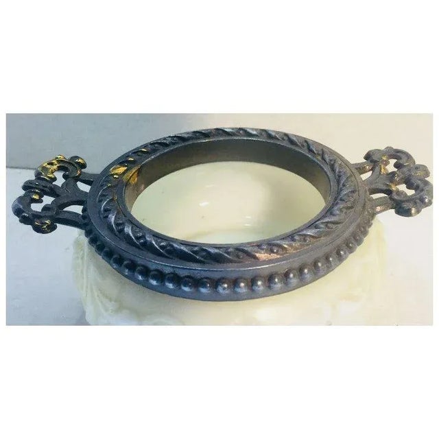 Victorian 1910s Antique Wavecrest Vanity Box For Sale - Image 3 of 7