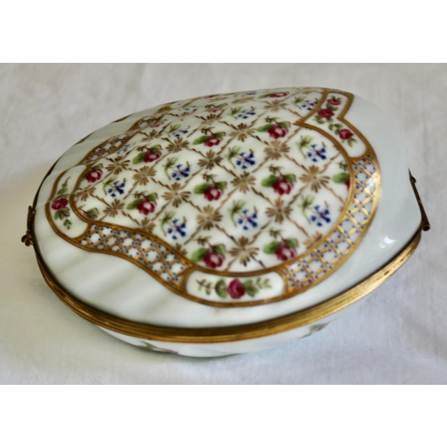 Mid-Century Modern Vintage Limoges Castel Porcelain Hand Painted Box Made in France For Sale - Image 3 of 8