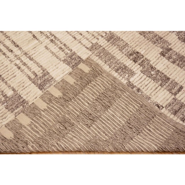 Nazmiyal Collection Geometric Modern Area Rug For Sale - Image 4 of 7