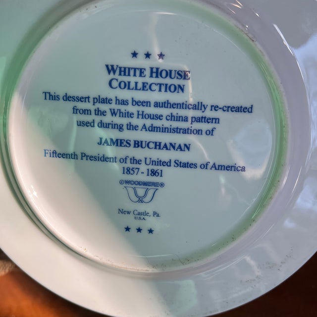 Pair of 1970s Pink and White Ceramic Plates For Sale - Image 4 of 5