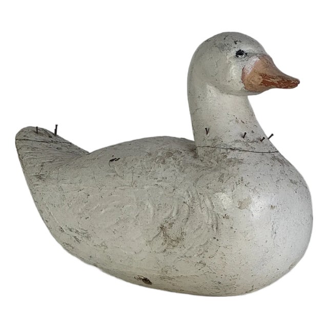 Salvaged Vintage Folk Art Primitive Wood Duck Painted White With Pink-Peach Beaks For Sale