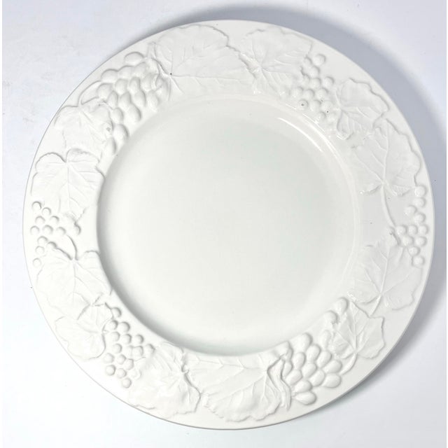 Contemporary 1990s Crate & Barrel 8 Large Ceramic White Embossed Grape Leaf Dinner Plates - Set of 8 For Sale - Image 3 of 6