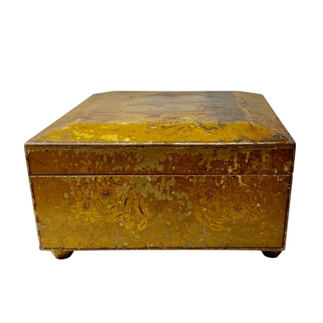 Chinoiserie 19th Century English Chinoiserie Regency Pinwork Work Box For Sale - Image 3 of 9