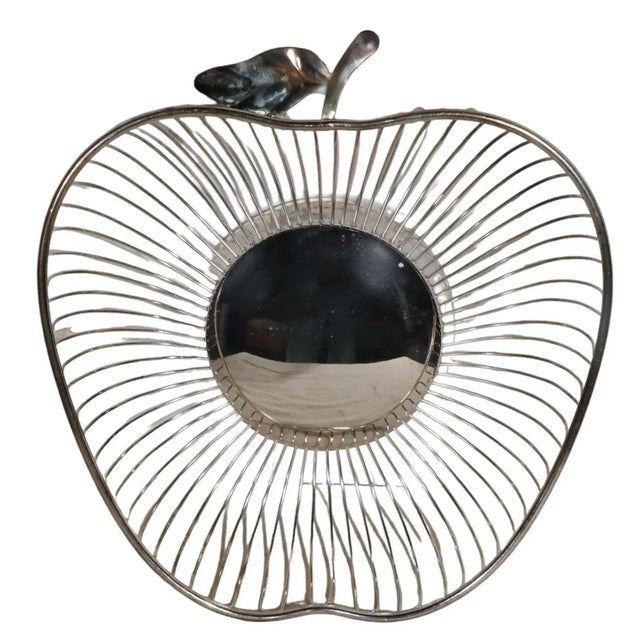 Silver Plate Wire Serving Bowl in the Form of an Apple For Sale - Image 4 of 7