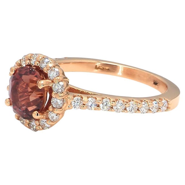 Bochic Vintage Red Sapphire & Diamond Cluster Ring Set In 18K Yellow Gold For Sale - Image 15 of 18