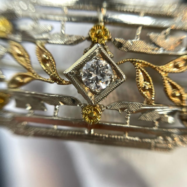 14k Two Tone Gold 0.20carets Diamond Filigree Brooch For Sale - Image 9 of 9
