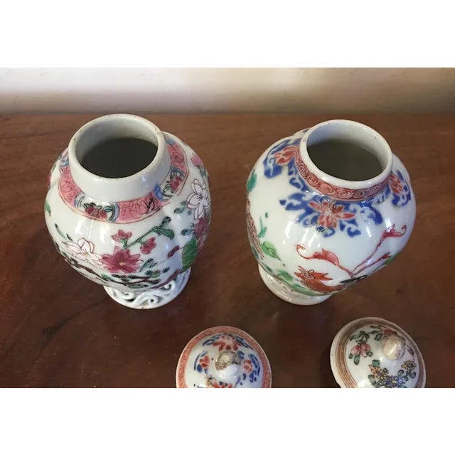 Antique 18th Century Chinese Export Porcelain Tea Caddies Decorated with Rooster and Deer in Famille Rose - A Pair For Sale - Image 4 of 13