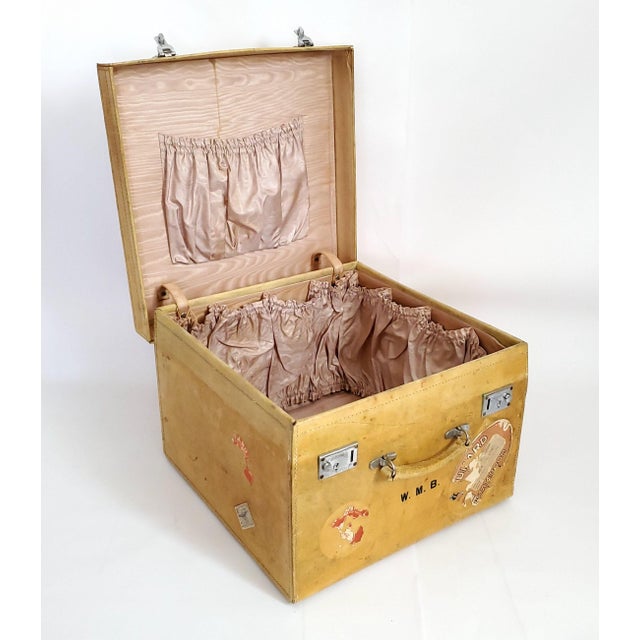 British Vellum 1920s Luxury Steamer Trunk With Provenance. For Sale - Image 10 of 18