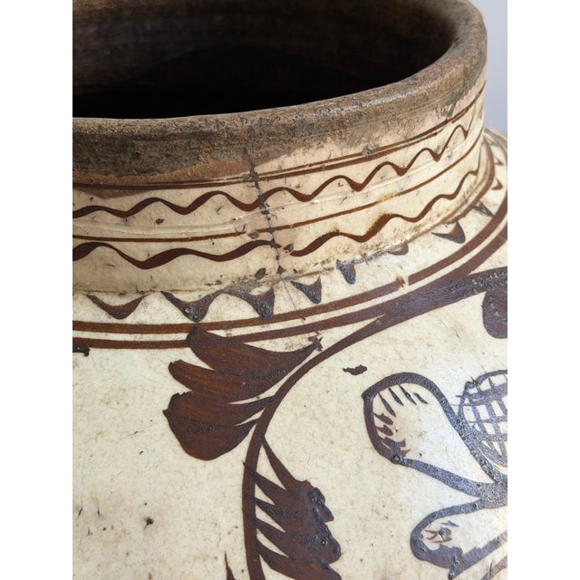 Beige Antique Chinese Cizhou Style Pottery Jar, Ming Dynasty Period For Sale - Image 8 of 12
