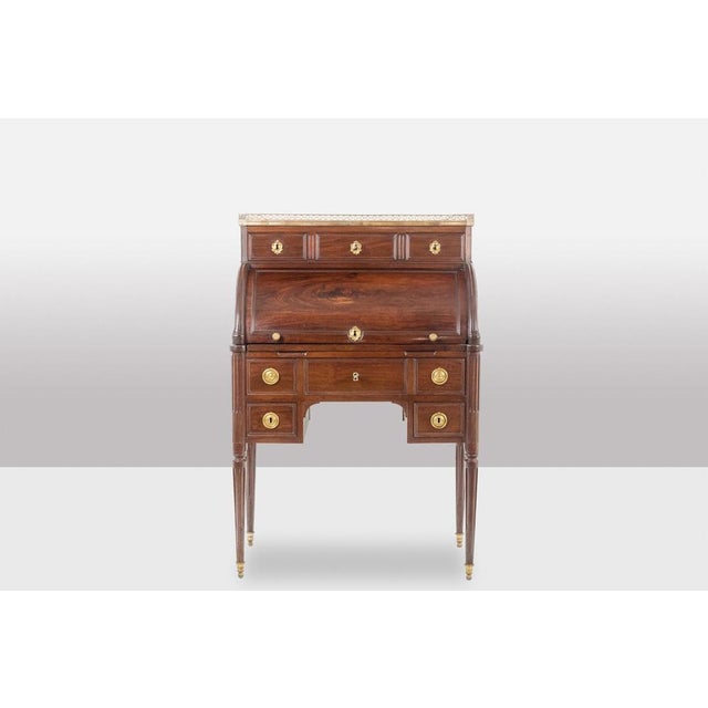 18th Century Secretary in Mahogany For Sale - Image 3 of 18