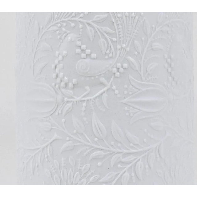 White White Relief Up Art Porcelain Vase by Bjorn Wiinblad for Rosenthal Studio-Line, 1960s For Sale - Image 8 of 9
