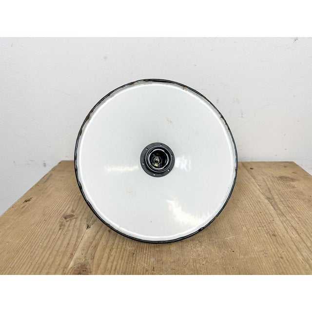 Industrial Green Enamel Pendant Lamp with Cast Aluminium Top, 1960 For Sale - Image 15 of 16