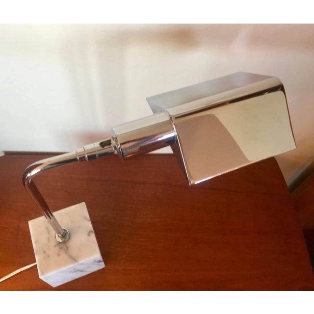 1960s Vintage Koch & Lowy Carrara Marble and Chrome Desk Lamp For Sale - Image 5 of 8