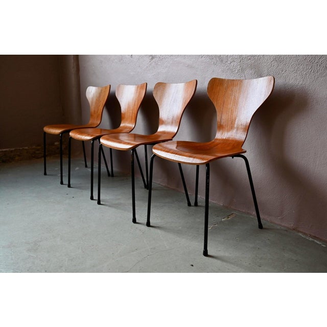 Mid-Century Scandinavian Tubular Plywood Stackable Chairs, 1950s, Set of 4 For Sale - Image 4 of 18