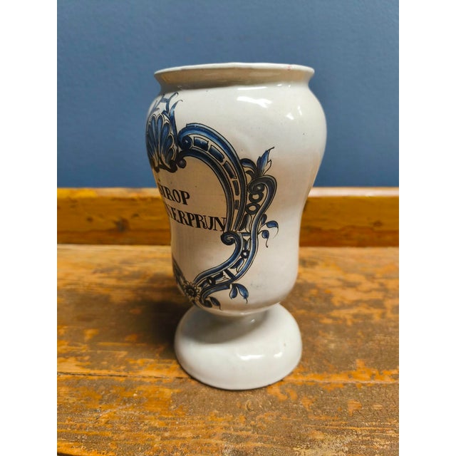 Ceramic Apothecary Jar with Latin Inscription, 18th Century-Early 19th Century For Sale - Image 14 of 17