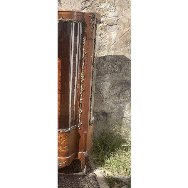 French Louis XV Style Display Case, 19th Century For Sale - Image 3 of 8