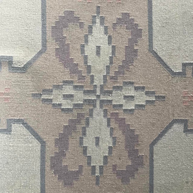 Italian Modern Short-Pile Rug with Geometric Pattern, 1980s For Sale - Image 4 of 15