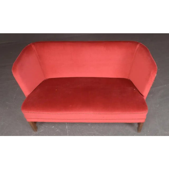 Red Danish Classic 1930s "Banana-Style" Settee or Bench in Red Velvet For Sale - Image 8 of 9