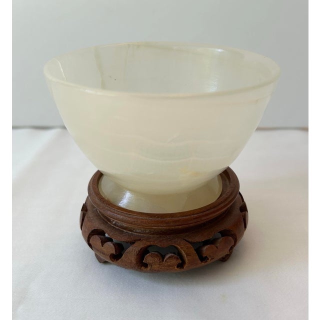 Translucent Alabaster Bowl With Pedestal For Sale - Image 4 of 8