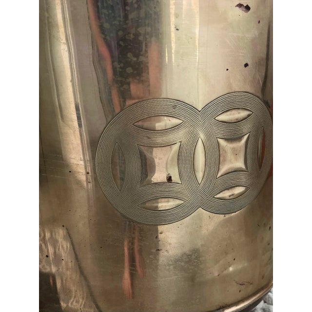 1970s Large Etched Brass Chinoiserie Cachepot/Planter For Sale In Houston - Image 6 of 9