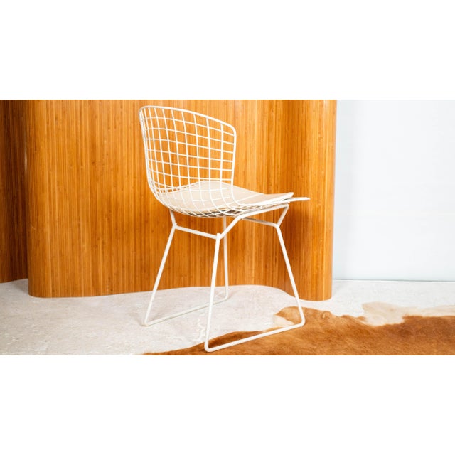 Metal Vintage Knoll Bertoia White Side Chair For Sale - Image 7 of 18