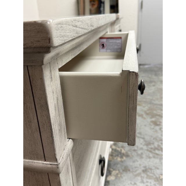 Gray Lexington Oyster Bay Collection Cedarhurst Nightstands, Pair For Sale - Image 8 of 12