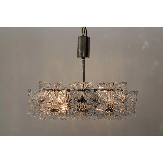 1960s Mid-Century Modern Etched Glass Chandelier by Kinkeldey For Sale - Image 5 of 8