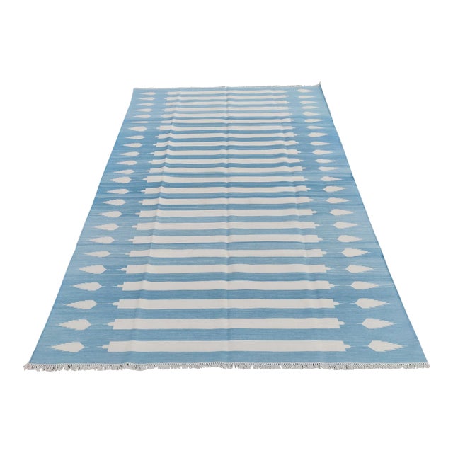 Handmade Cotton Natural Vegetable Dyed Reversible Blue and White Striped Rug - 6'x9' For Sale