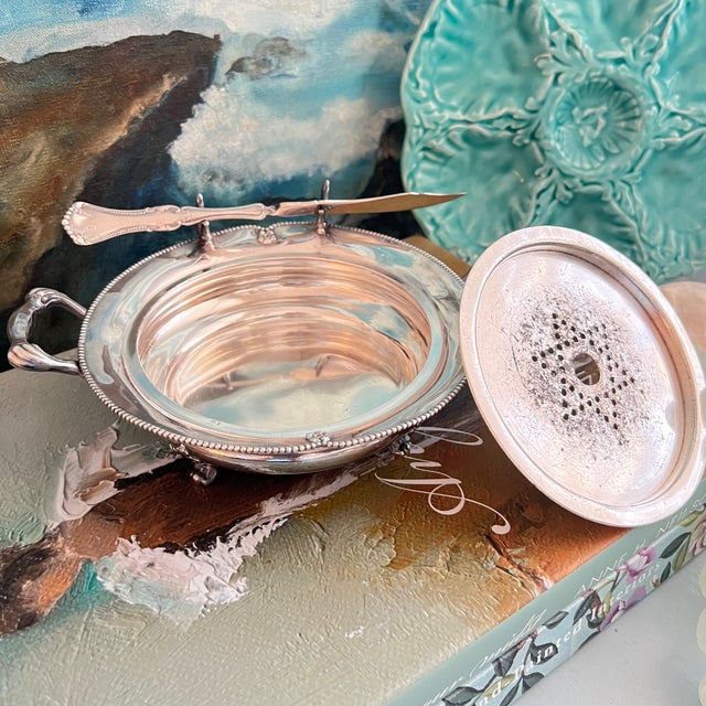 Antique Victorian Quadruple Silverplate Butter Cooler With Cow Finial and Butter Knife by Pairpoint For Sale - Image 10 of 13