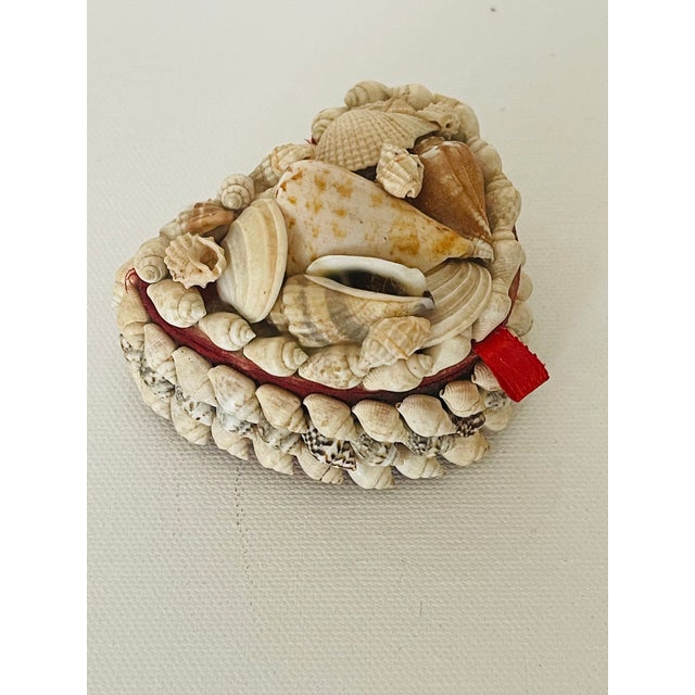 Vintage Small Sailors Valentines Sea Shell Ring Box For Sale - Image 4 of 5