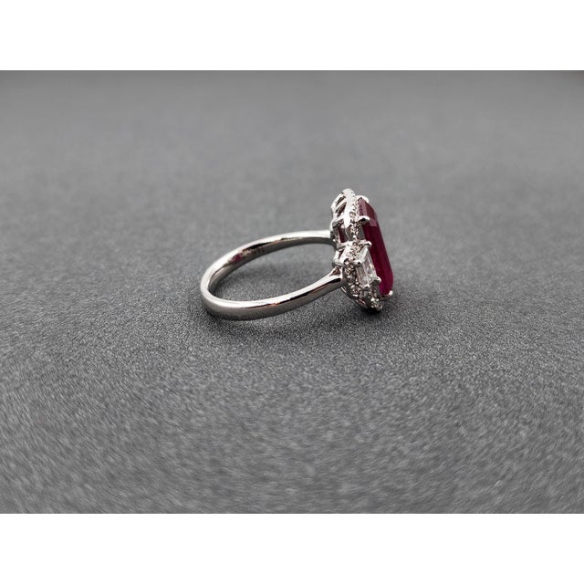 4.23 Ct Certified No Heat Ruby & Diamond Ring Size 7 For Sale In Chicago - Image 6 of 10