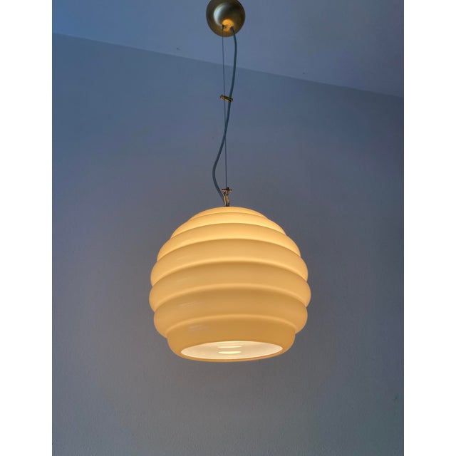 The dune 27 murano lamp is an elegant chandelier in authentic murano glass, characterized by sinuous and refined forms....