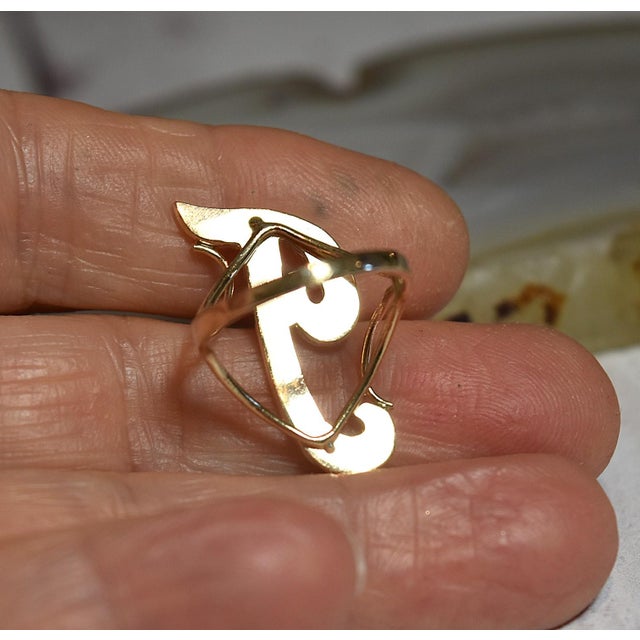 Vintage 14k Yellow Gold Diamond Cut Initial Ring Letter T Size 6 For Sale - Image 10 of 17