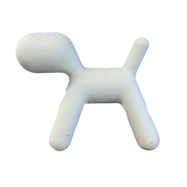 Abstract Italian Off-White Fiberglass Outdoor Dog Sculpture For Sale - Image 3 of 5