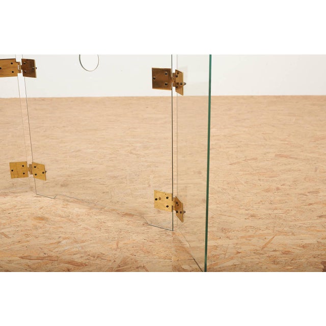 Fire Screen with Three-Part Glass Fire Guard with Gilded Brass Hinges, 1940s For Sale - Image 5 of 17